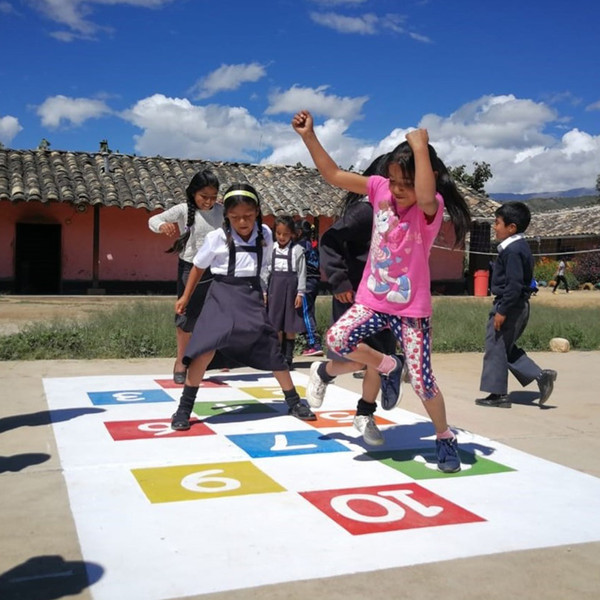 Proyectos sociales de OHL en Perú