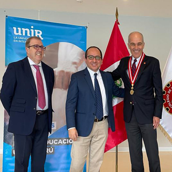 UNIR, reconocida por su labor educativa en Perú