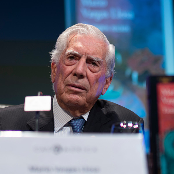 El fuego de la imaginación: encuentro sobre Vargas Llosa